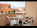 Appartements Ivan - 300 m from sea: A3(2), A4(2), SA5(2), A6(2) Nin - Riviera de Zadar  - Appartement - A6(2): balcon