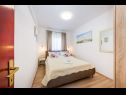Appartements Dreamy - free parking A1(4), A2(4) Nin - Riviera de Zadar  - Appartement - A2(4): chambre &agrave; coucher