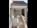 Appartements Ante - 50m from the sea: A1 plavi(2+2), A2 zuti(2+2) Posedarje - Riviera de Zadar  - Appartement - A1 plavi(2+2): terrasse