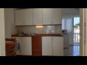 Appartements Dobri - 500 m from beach: A5(2), A4(2+2), A3(2+2), A2(2+2), A6(2+1) Sabunike - Riviera de Zadar  - Appartement - A4(2+2): cuisine