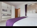 Appartements Old Stone: SA1(2), A2(4+1), SA4(2) Sukosan - Riviera de Zadar  - Appartement - A2(4+1): chambre &agrave; coucher