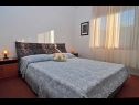 Appartements Jerimih - 120 m from sea: A1(4+1), A3(4+1), A4(4+1) Sukosan - Riviera de Zadar  - Appartement - A4(4+1): chambre &agrave; coucher