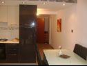 Appartements Darko - 30 m from beach : A2(3+1), A4(3), SA5(3) Sukosan - Riviera de Zadar  - Appartement - A2(3+1): cuisine salle à manger