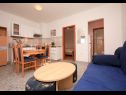 Appartements Ana - 120 m from the beach A1(4), A2(2+1) Sukosan - Riviera de Zadar  - Appartement - A2(2+1): séjour
