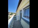 Appartements Draga - comfortable & afordable: A1(2+2), A2(6), A3(2+2) Vir - Riviera de Zadar  - Appartement - A1(2+2): balcon