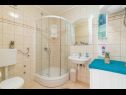 Maisons de vacances Seagull H(10) Vir - Riviera de Zadar  - Croatie  - H(10): salle de bain W-C