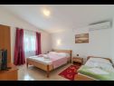 Maisons de vacances Seagull H(10) Vir - Riviera de Zadar  - Croatie  - H(10): chambre &agrave; coucher