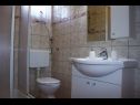 Appartements Almond A1(2+2), A2(4+2), A3(4+2) Vir - Riviera de Zadar  - Appartement - A1(2+2): salle de bain W-C