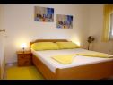 Appartements Almond A1(2+2), A2(4+2), A3(4+2) Vir - Riviera de Zadar  - Appartement - A2(4+2): chambre &agrave; coucher