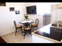 Appartements Almond A1(2+2), A2(4+2), A3(4+2) Vir - Riviera de Zadar  - Appartement - A2(4+2): cuisine salle à manger