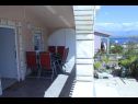 Appartements Almond A1(2+2), A2(4+2), A3(4+2) Vir - Riviera de Zadar  - Appartement - A2(4+2): terrasse