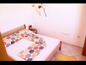 Appartements Almond A1(2+2), A2(4+2), A3(4+2) Vir - Riviera de Zadar  - Appartement - A3(4+2): chambre &agrave; coucher