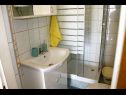 Appartements Almond A1(2+2), A2(4+2), A3(4+2) Vir - Riviera de Zadar  - Appartement - A2(4+2): salle de bain W-C