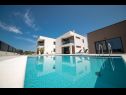 Appartements Vrsi beautiful apartments with pool A1(4), A2(4), A3(4) Vrsi - Riviera de Zadar  - piscine