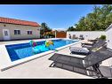 Appartements Gordana Mar - with pool : A1(2+2), A2H(4+2) Vrsi - Riviera de Zadar  - piscine