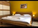 Maisons de vacances Franny - comfortable: H(6+1) Zadar - Riviera de Zadar  - Croatie  - H(6+1): chambre &agrave; coucher