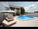 Appartements Max - luxurious with pool: A1(6+2) Zadar - Riviera de Zadar  - maison