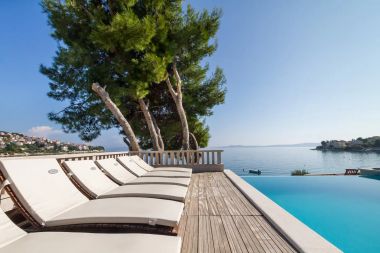 Maisons de vacances Sea front - with pool: H(15+2) Okrug Gornji - Île de Ciovo  - Croatie 