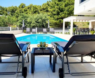 Appartements Villa Esse - heated pool & seaview: A1(2+2), A2(4+2), A3(2+2), A4(4+2), A5(2+2) Baska Voda - Riviera de Makarska 