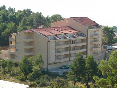 Appartements Suzi - beautiful view and cosy: A1 crvena kuhinja(2+2), A2(2+2) Baska Voda - Riviera de Makarska 