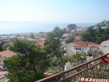 Appartements et chambres Roza - 200 m from sea : A1(5), A2(4+2), R1(2), R2(2) Baska Voda - Riviera de Makarska 