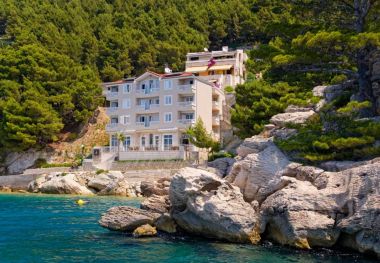 Appartements Draga - 10 m from sea: A1(4+2), A2(2+2) Brela - Riviera de Makarska 