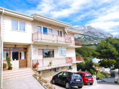 Appartements Rozari - family friendly & sea view: A1-Ivana (6+2)) Brela - Riviera de Makarska 