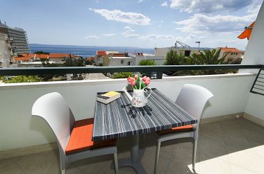 Appartements Gianni - modern & great location: SA1(2), A2(2+2), A3(2+2) Makarska - Riviera de Makarska 