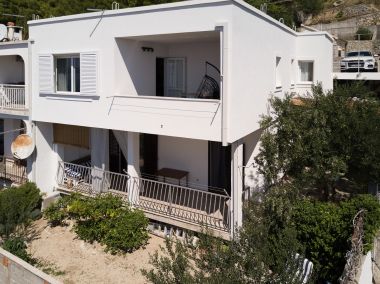 Appartements Melissa - 150m from the beach: A1(4+2), A2(2+2) Pisak - Riviera de Omis 