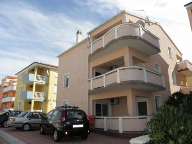 Appartements Sab - 40 m from beach: A1(4+2), A5(4+2), A2(4+2) Povljana - Île de Pag 