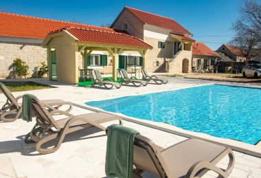 Maisons de vacances Villa Karaga - with private pool: H(8+1) Ljubotic - Riviera de Sibenik  - Croatie 