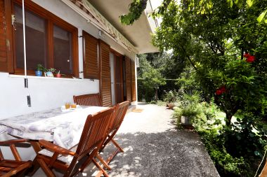 Appartements Lidia - barbecue: A1(2+2) Kastel Stari - Riviera de Split 