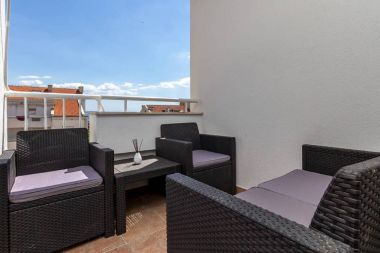 Appartements Jurmar - with terrace : A1(4+2)  Split - Riviera de Split 
