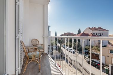 Appartements Neven - comfortable & great location: A1(4+2) Split - Riviera de Split 