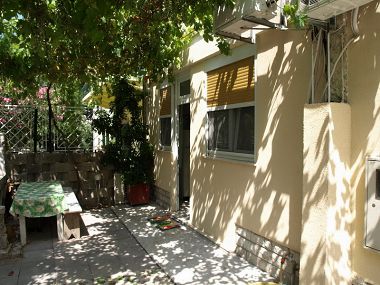 Appartements Edvard - garden terrace : SA1- zeleni (2), SA2- plavi (2) Split - Riviera de Split 