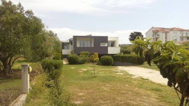 Appartements Fuzi - 50 m from sea: A1(2+1), SA4(2) Bibinje - Riviera de Zadar 