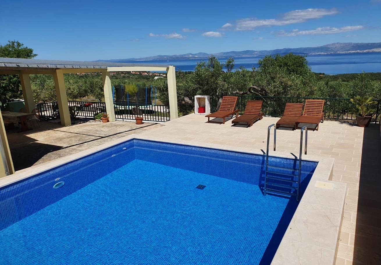 Maisons de vacances Mario - with pool & sea view: H(4+2) Supetar - Île de Brac  - Croatie 