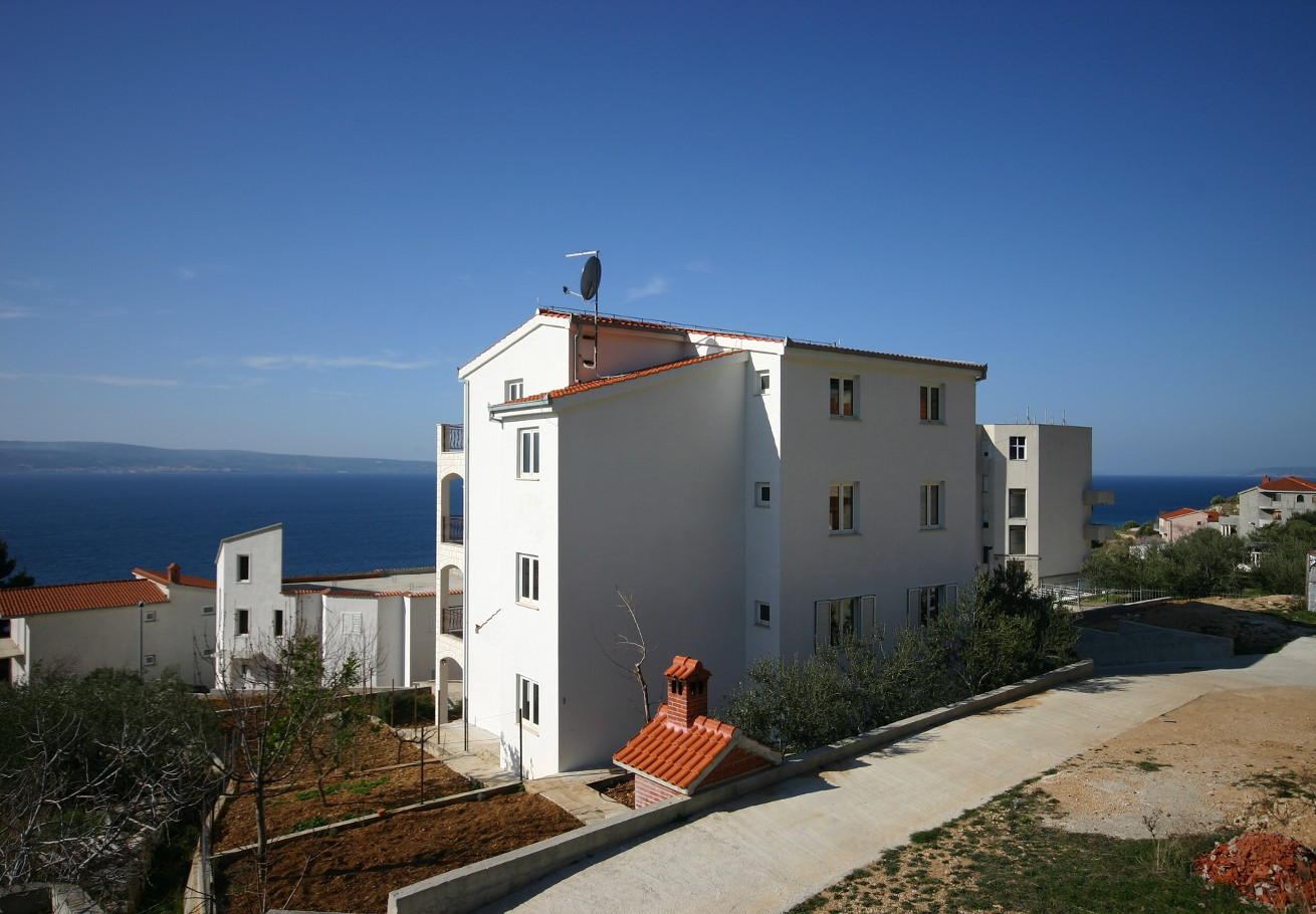 Appartements Sea View - 250 m from sea: A1 Grande(7+1), A2 Vila Jadrana(2+1) Suhi Potok - Riviera de Omis 