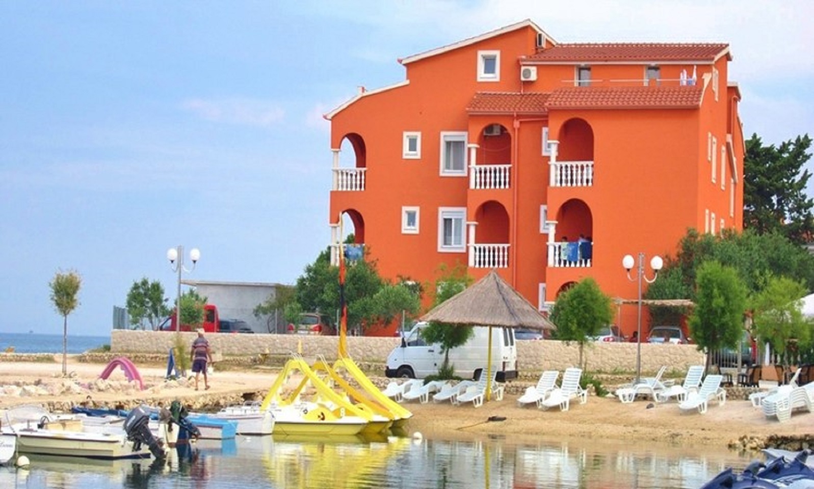 Appartements Sor - on the beach: SA1(2+1), A1(4+1), A2(2+2), A3(2+2) Bibinje - Riviera de Zadar 
